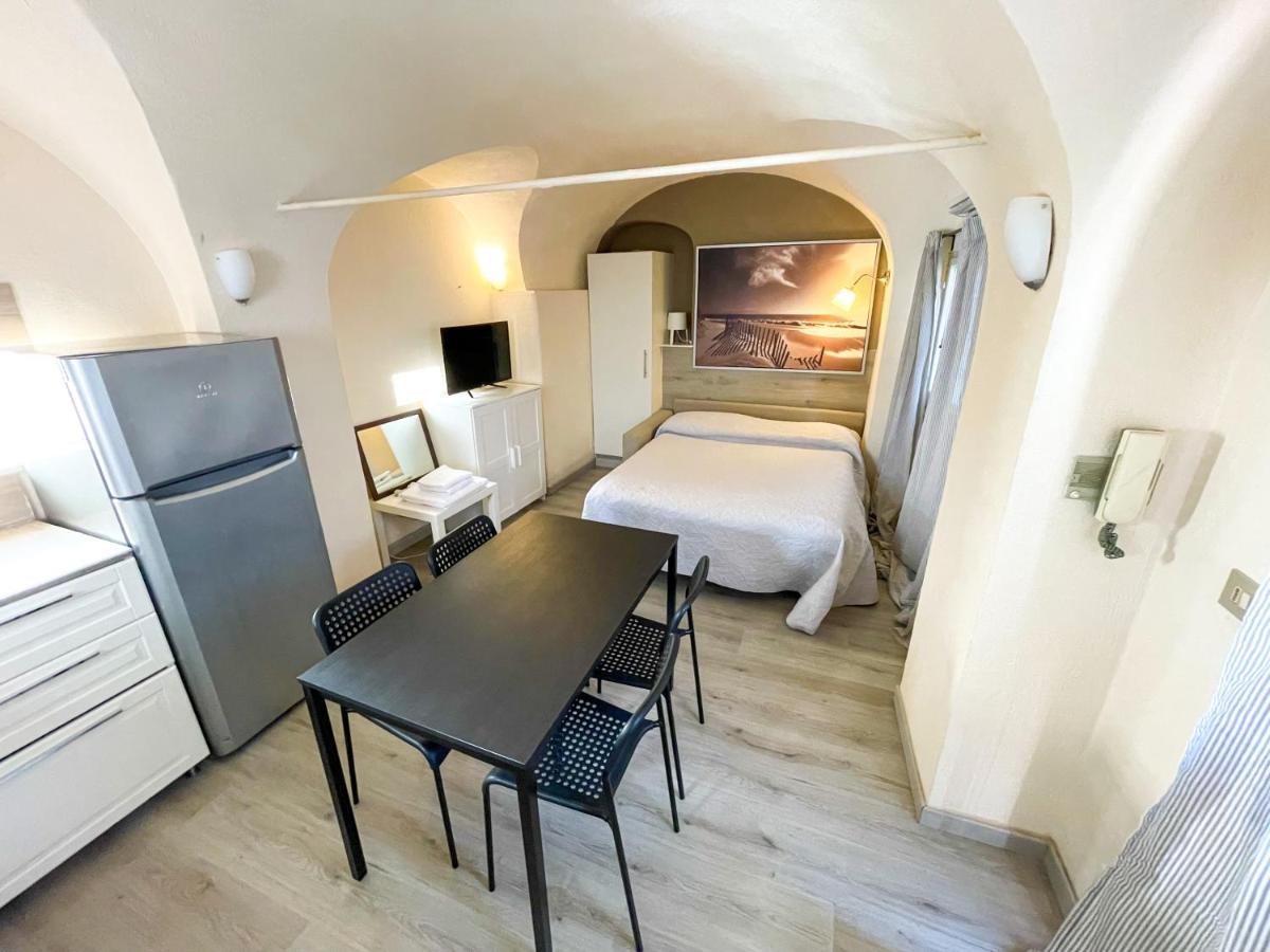 Monolocale A 50 Metri Dal Mare Appartement Celle Ligure Buitenkant foto